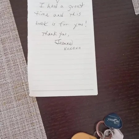 Cozy Rooftop - Your Home, Away From Home! Appartamento *